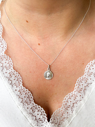 Miraculous Medal Pendant | 925 Silver | 18–20-Inch Silver Chain | 1.78g
