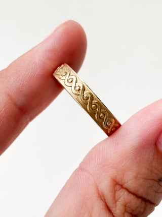 Celtic Wave Band | 10ct Gold | Size O | 2.12g