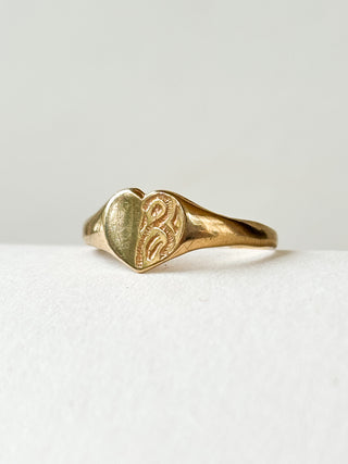 Heart Signet Engraved Ring | 9ct Gold | Size N | 0.83g