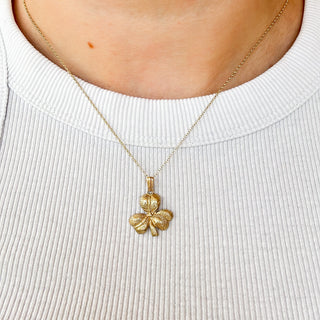 Textured Shamrock Charm | 9ct Gold | 18in Fine cable link chain | 3g