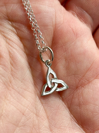 Tiny Trinity Knot Pendant | Silver | 0.40g | 18-Inch Fine Cable Link Chain |