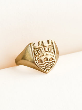 Dublin Ha’penny Bridge Signet Ring | 9ct Gold | Size V | 6.93g