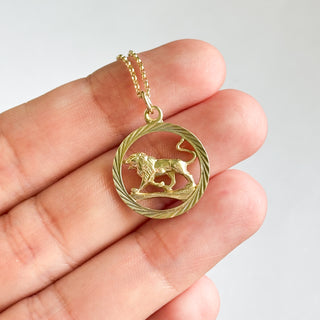 Leo Pendant | 14ct Gold | 2cm | 1.67g (2.79g with Chain)