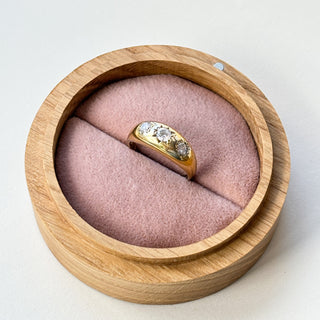 Star Trilogy Signet Ring | 9ct Gold | Size R | 3.72g