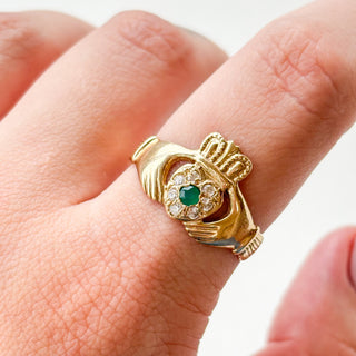 Claddagh Green + CZ | 9ct Gold | Size W | 3.1g