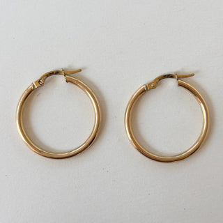 Slender Tube Hoops | 9ct Gold | 1.1g | 22mm
