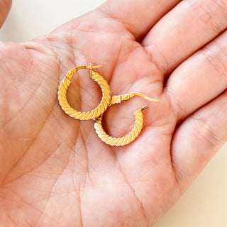 Flat Rope Hoop Earrings – 9ct Gold | 1.8mm | 1.19g