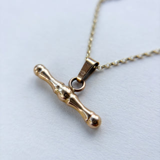 Mini 90s T-Bar Necklace – 9ct Gold | 1.73g | 18" Fine Cable Link Chain