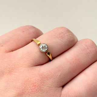 18ct Round Diamond Solitaire