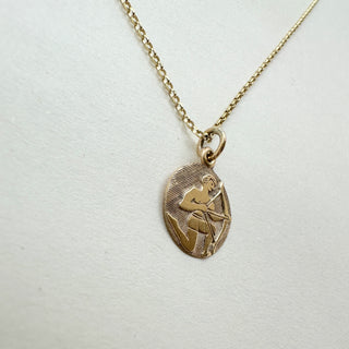Sagittarius Medallion Necklace | 9ct Gold | 1.97g | 18" Cable Link Chain