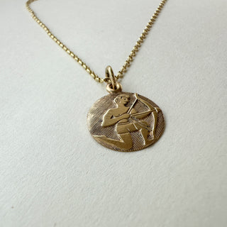 Sagittarius Medallion Necklace | 9ct Gold | 1.97g | 18" Cable Link Chain