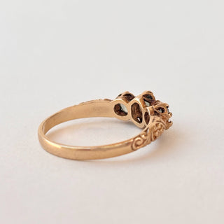Trilogy Ring | Green Oval &amp; Round Stones | Size O | 2.3g