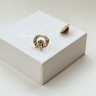 9 Carat Claddagh Pin