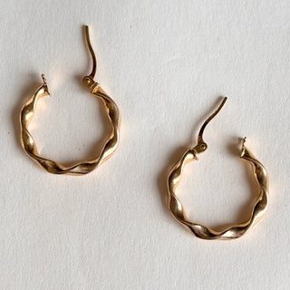 Twist Hoops | 9ct Gold | 20mm | 1.1g