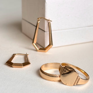 Geometric Oval Hoops | 9ct Gold | 30mm x 16mm | 2g