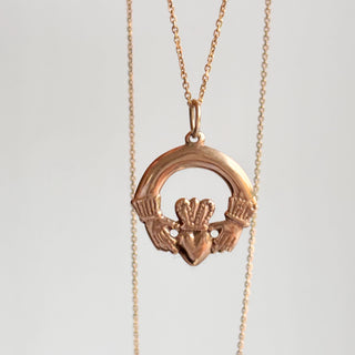 Claddagh Pendant | 9ct Gold | 18mm | 18" Cable Chain | 2.6g