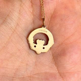 Claddagh Pendant | 9ct Gold | 18mm | 18" Cable Chain | 2.6g