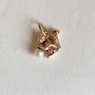 9ct Gold Squirrel Charm with 18inch chain | 1.6g | 9 carat gold