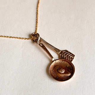 9ct Gold Frying Pan Charm and 18inch chain | Spatula & Fried Egg Detail | 9ct 2.6g