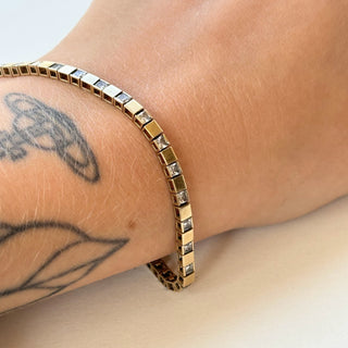 Tennis Bracelet | 9ct Gold | 8g | 7.5–8" | 8 grams