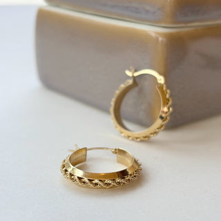 Round Creole Hoops with Rope Chain Detail | 9ct Gold | 18mm Everyday Size | 1.8g