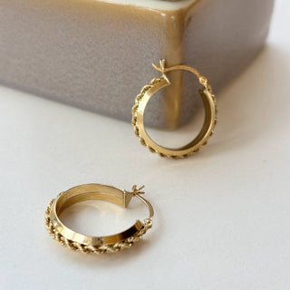 Round Creole Hoops with Rope Chain Detail | 9ct Gold | 18mm Everyday Size | 1.8g