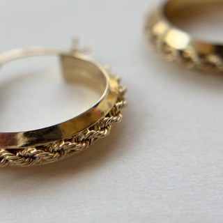 Round Creole Hoops with Rope Chain Detail | 9ct Gold | 18mm Everyday Size | 1.8g