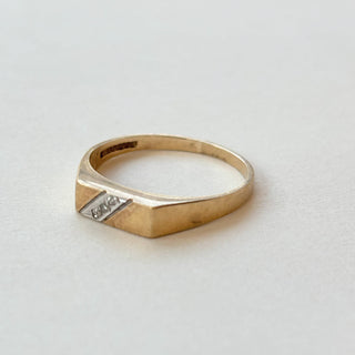 Bar Signet Ring with Clear Stones | 9ct Gold | Size L | 1.8g