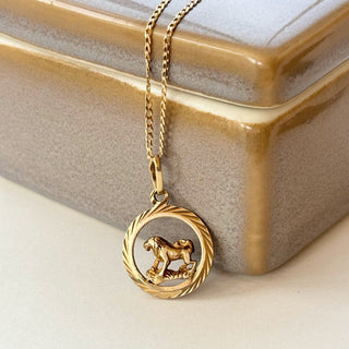 Leo Medallion Pendant Necklace | 14ct Gold Pendant 2.71g | 18" 9ct Flattened Curb Chain | 4.30g Total | 3D Sculpted Lion Design