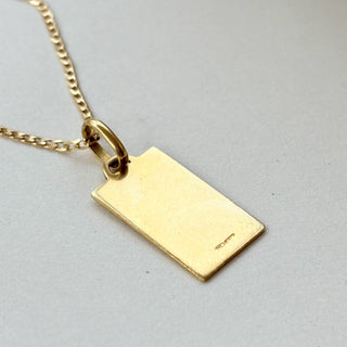 Pisces Rectangular Necklace | 18ct Gold Pendant 2.13g | 18" 9ct Flattened Curb Chain | 3.71g Total
