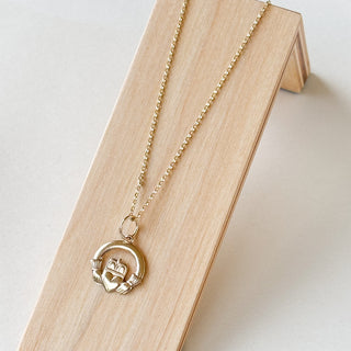 Claddagh Pendant Necklace | 9ct Gold Pendant 0.96g | 18" 9ct cable link chain | 2.11g Total