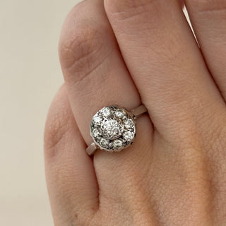 Serious Round Diamond Cluster Ring | 18ct White Gold | 4.9g | Size N½