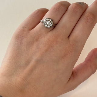 Serious Round Diamond Cluster Ring | 18ct White Gold | 4.9g | Size N½