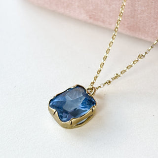 Blue stone Pendant Necklace | 9ct Gold | 2.3g