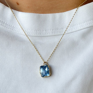 Blue stone Pendant Necklace | 9ct Gold | 2.3g