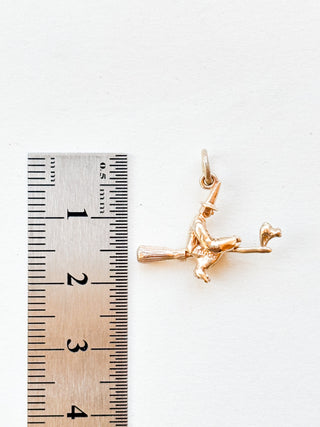 Witch Charm | 9ct Gold | 2.03g